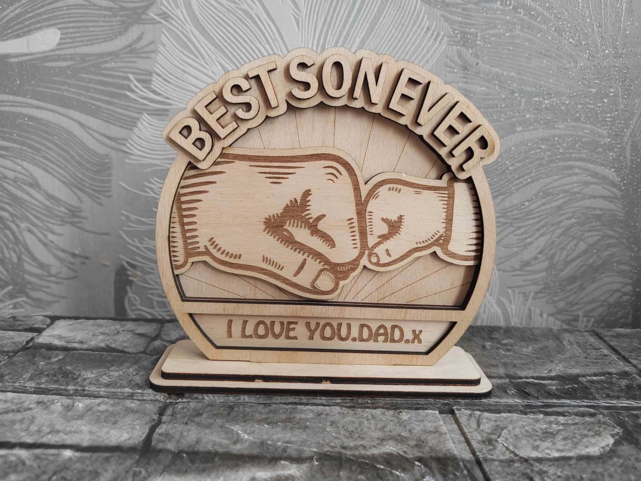 Best Son Ever Free stand