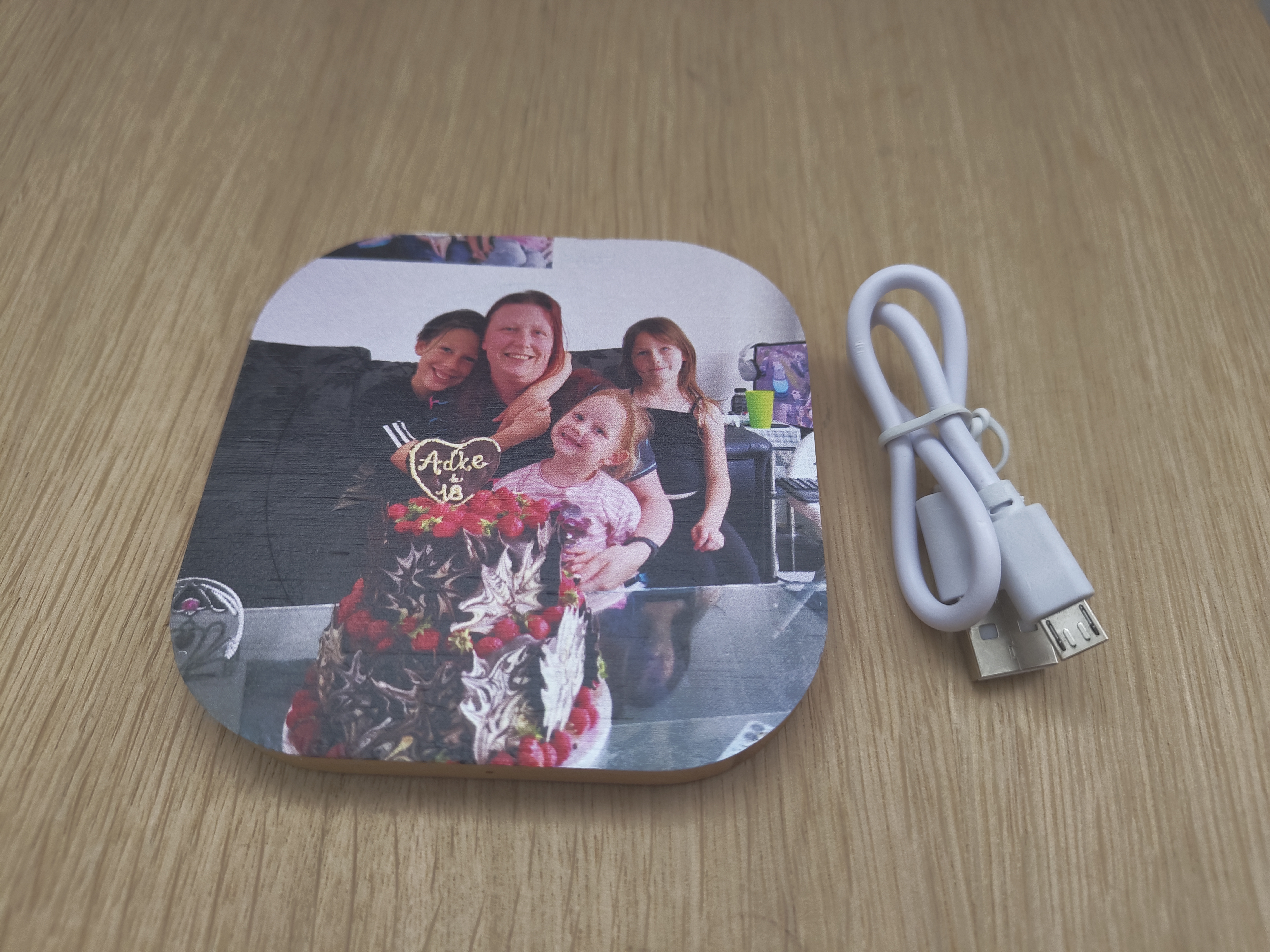 Personalised Bamboo Wireless Charger, Gift for family and friends.