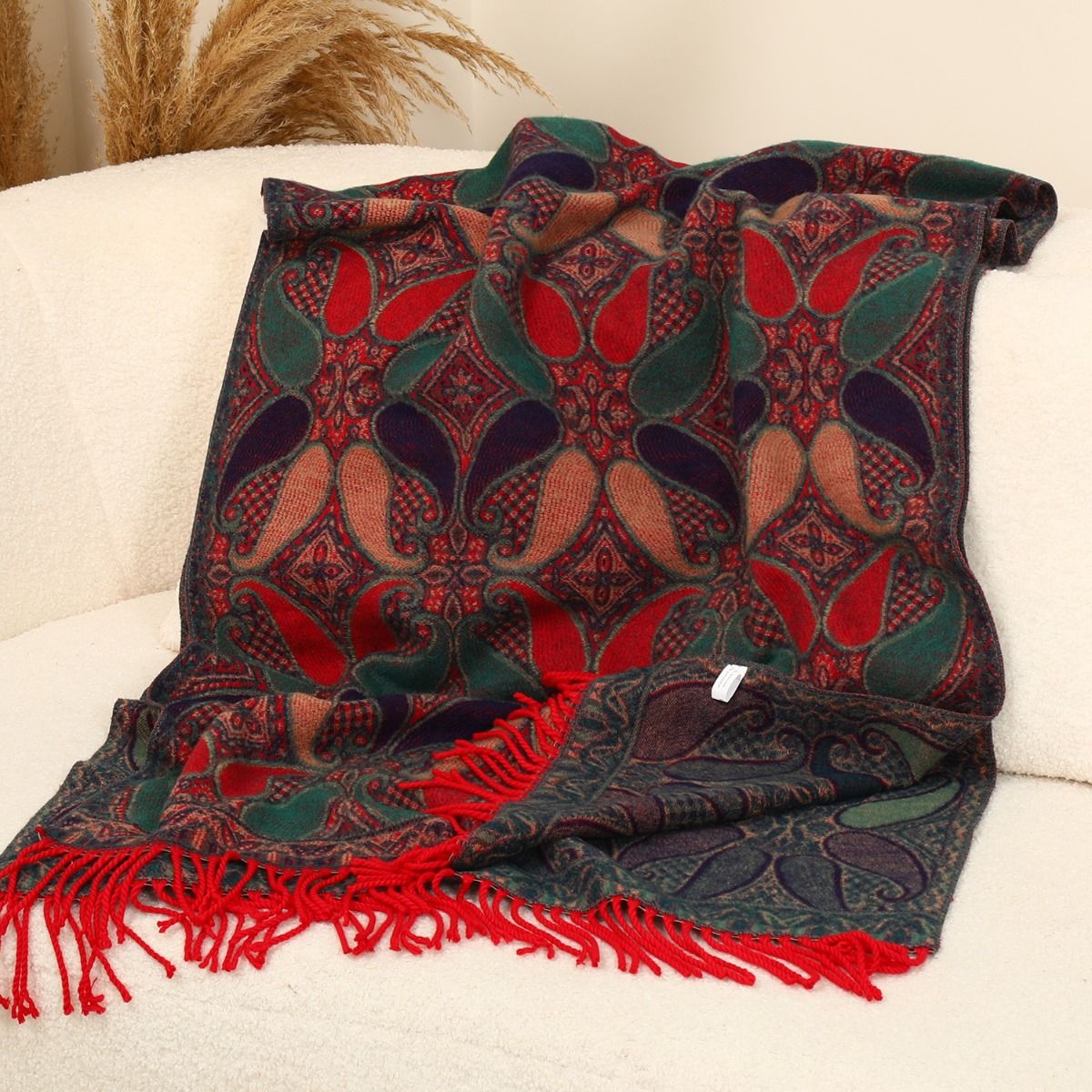 Paisley Teardrops with Tassels Wool Scarf in Red
