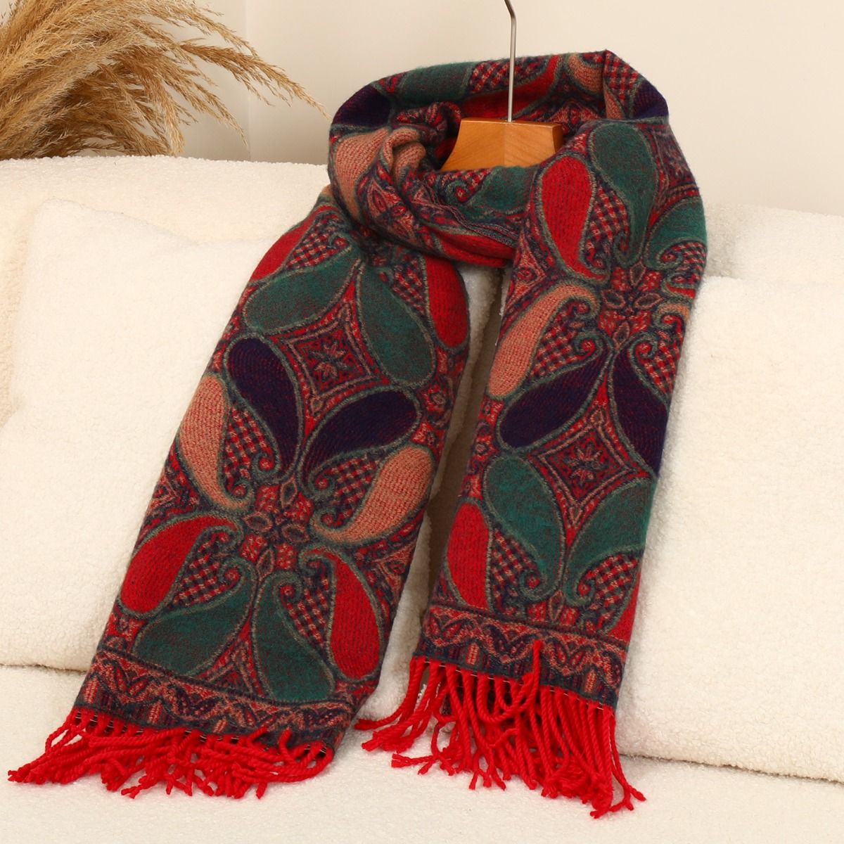 Paisley Teardrops with Tassels Wool Scarf in Red