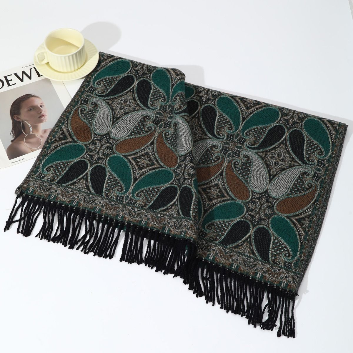 Paisley Teardrops with Tassels Wool Scarf in Dark Green