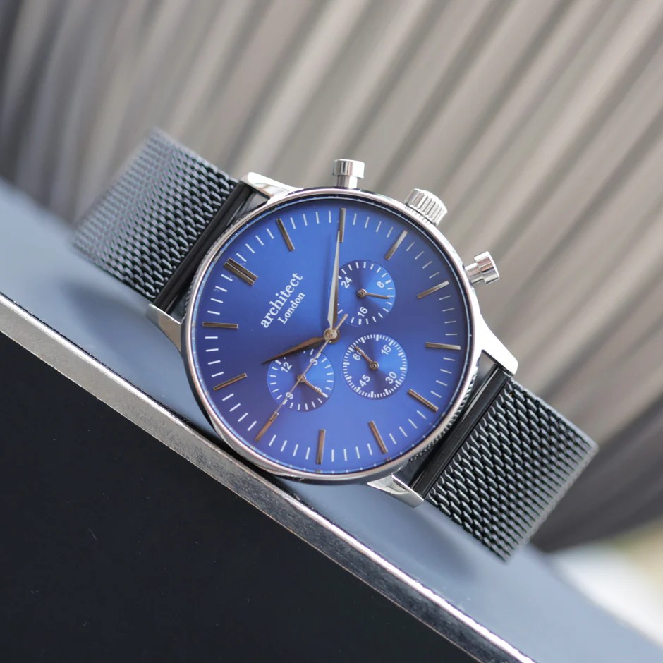 Men's Architect Motivator In Blue With Black Mesh Strap - Modern Font Engraving. 