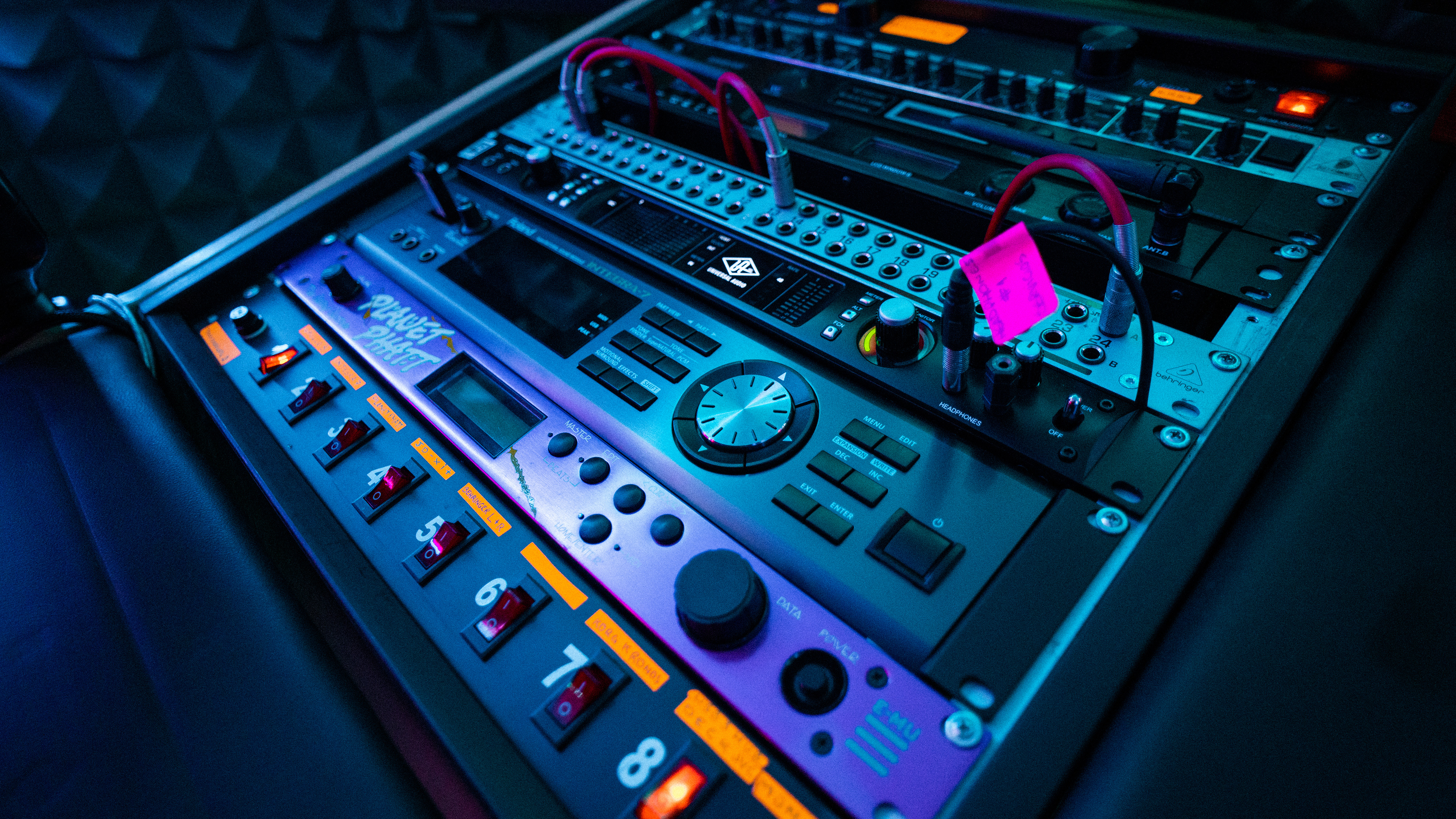 Beats a pedido. Producción de instrumentales originales.