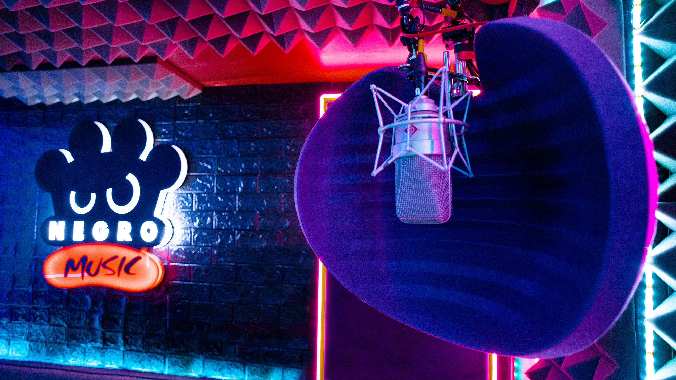 Canciones en venta (letra y melodía) - Licencias exclusivas a pedido