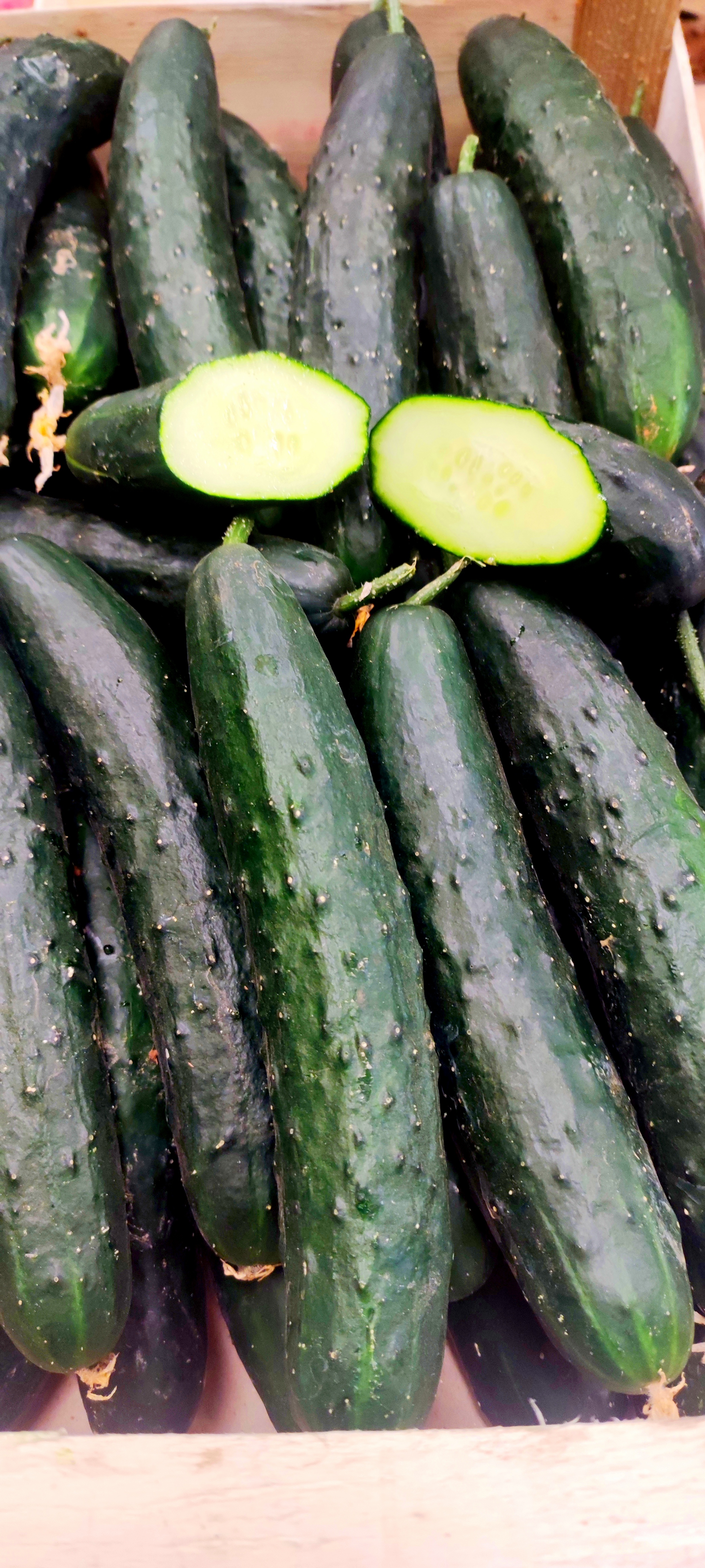 Cetrioli 2.20 al kg - 500 g