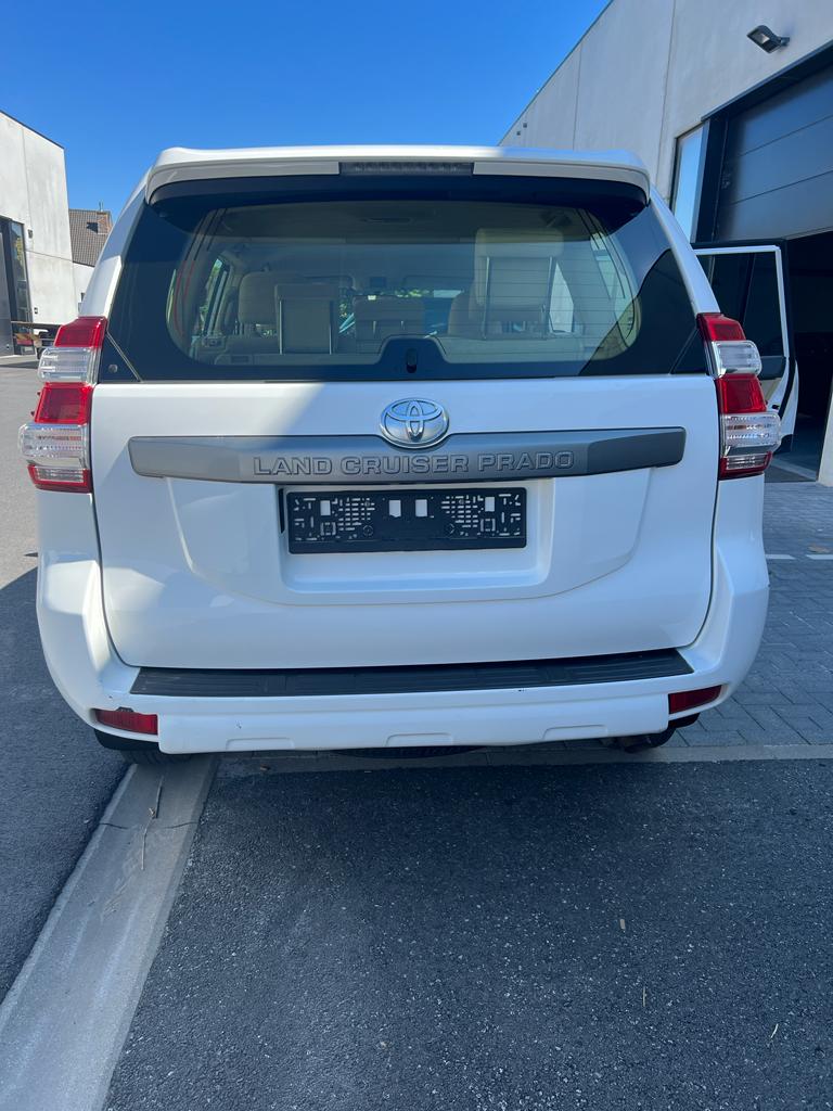 Toyota Landcruiser Prado TX