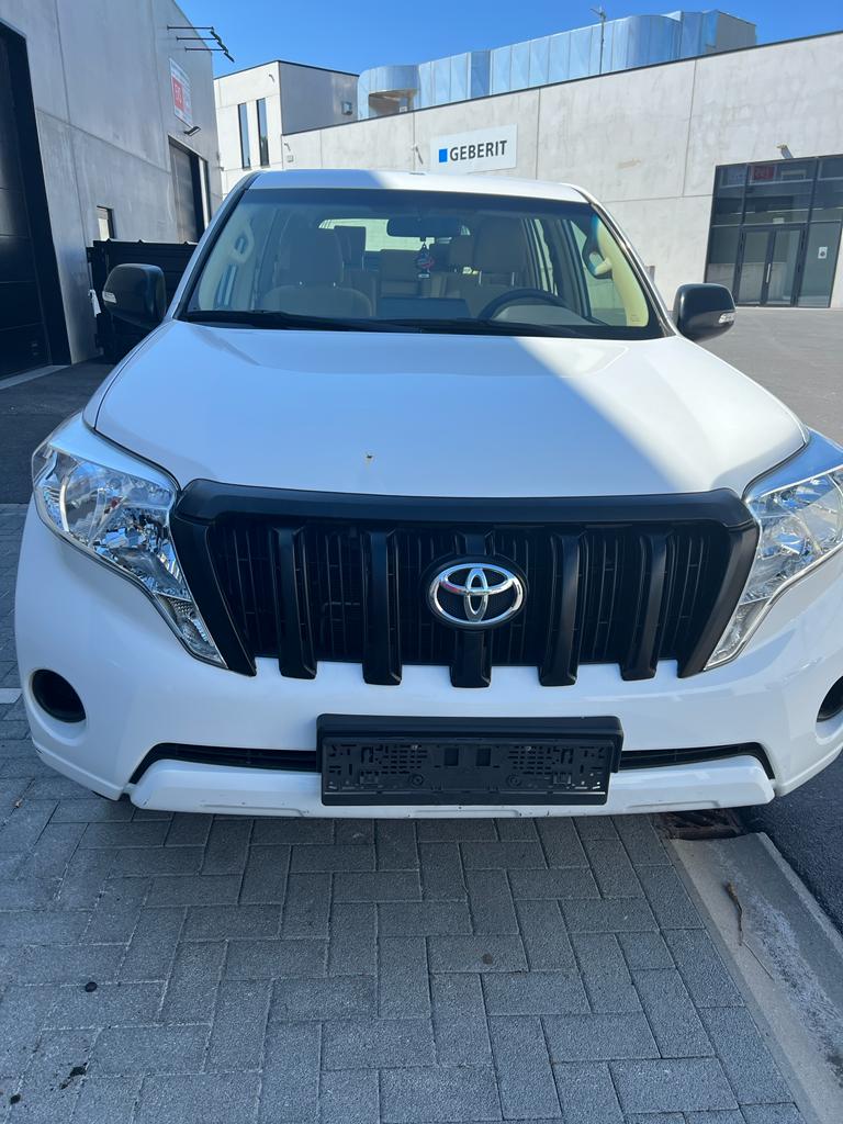 Toyota Landcruiser Prado TX