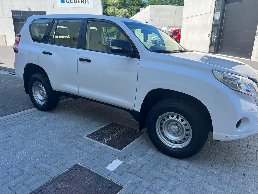 Toyota Landcruiser Prado TX