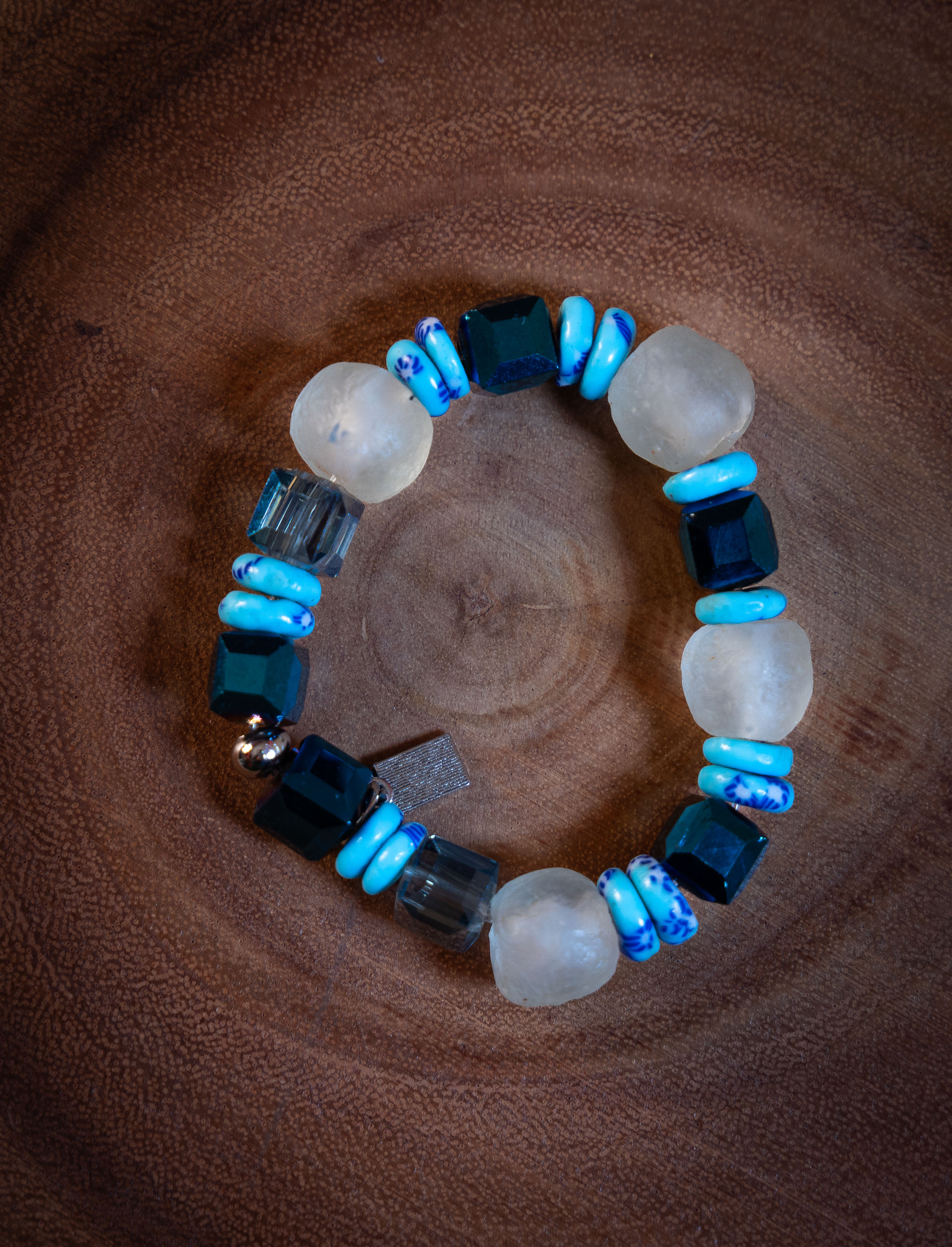 “OCEAN BREEZE” FROSTED BEAD BRACELET