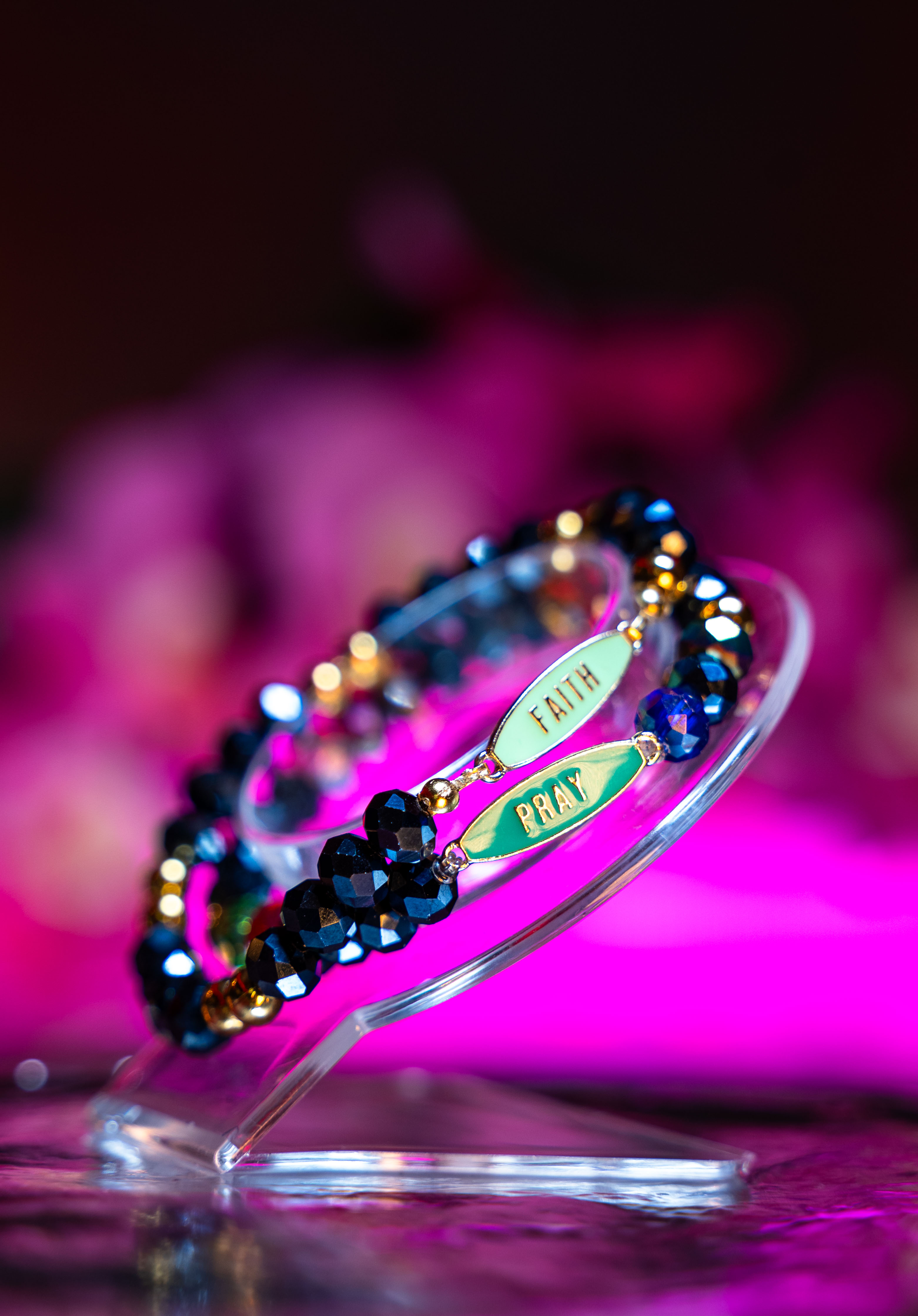 “FAITH & PRAY” BRACELET