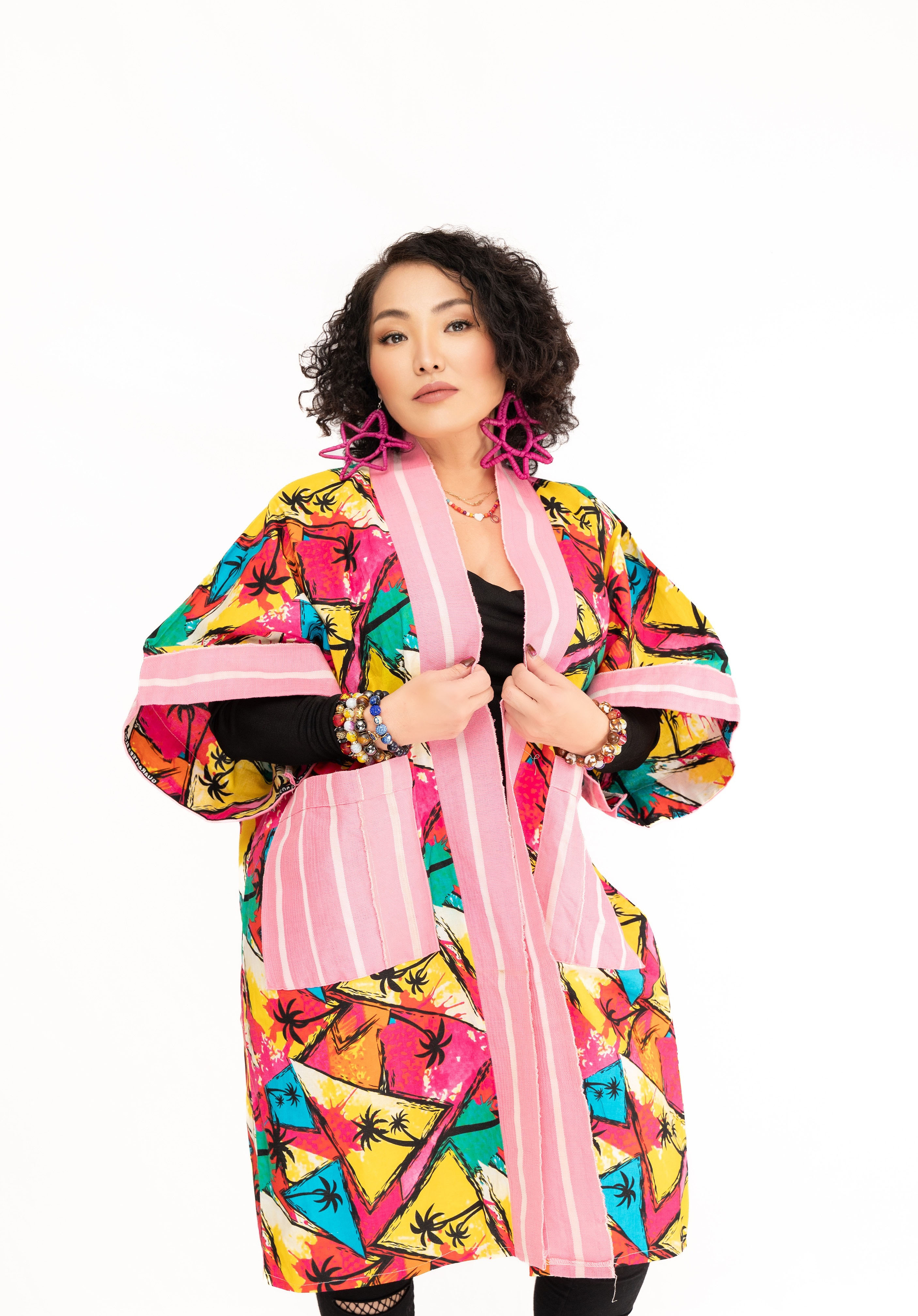 Naija Rich Luxe Kimono – Pink Pop Edition