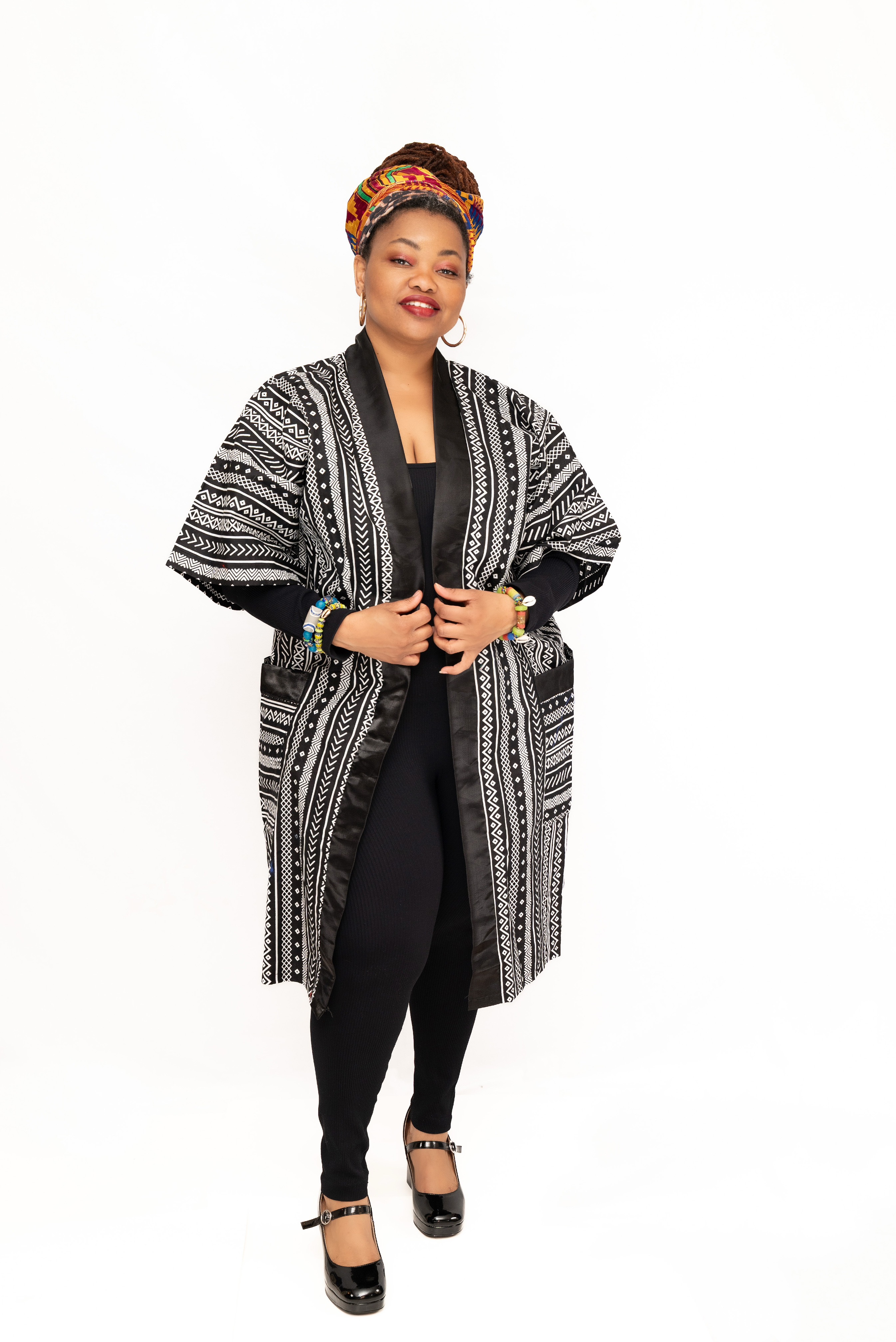 Naija Vibe Kimono – Monochrome Majesty
