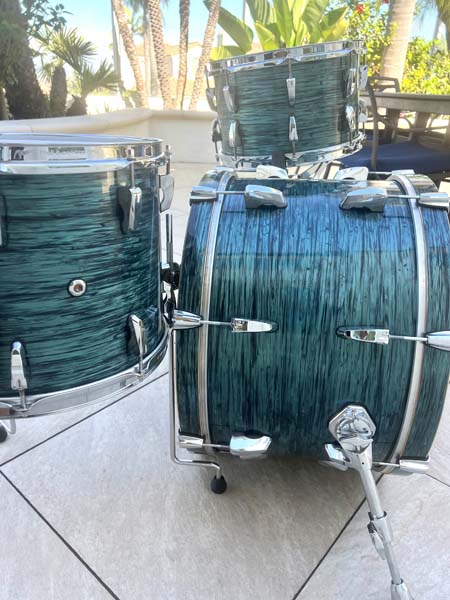Pearl Blue/Green Oyster Maple Resto Mod