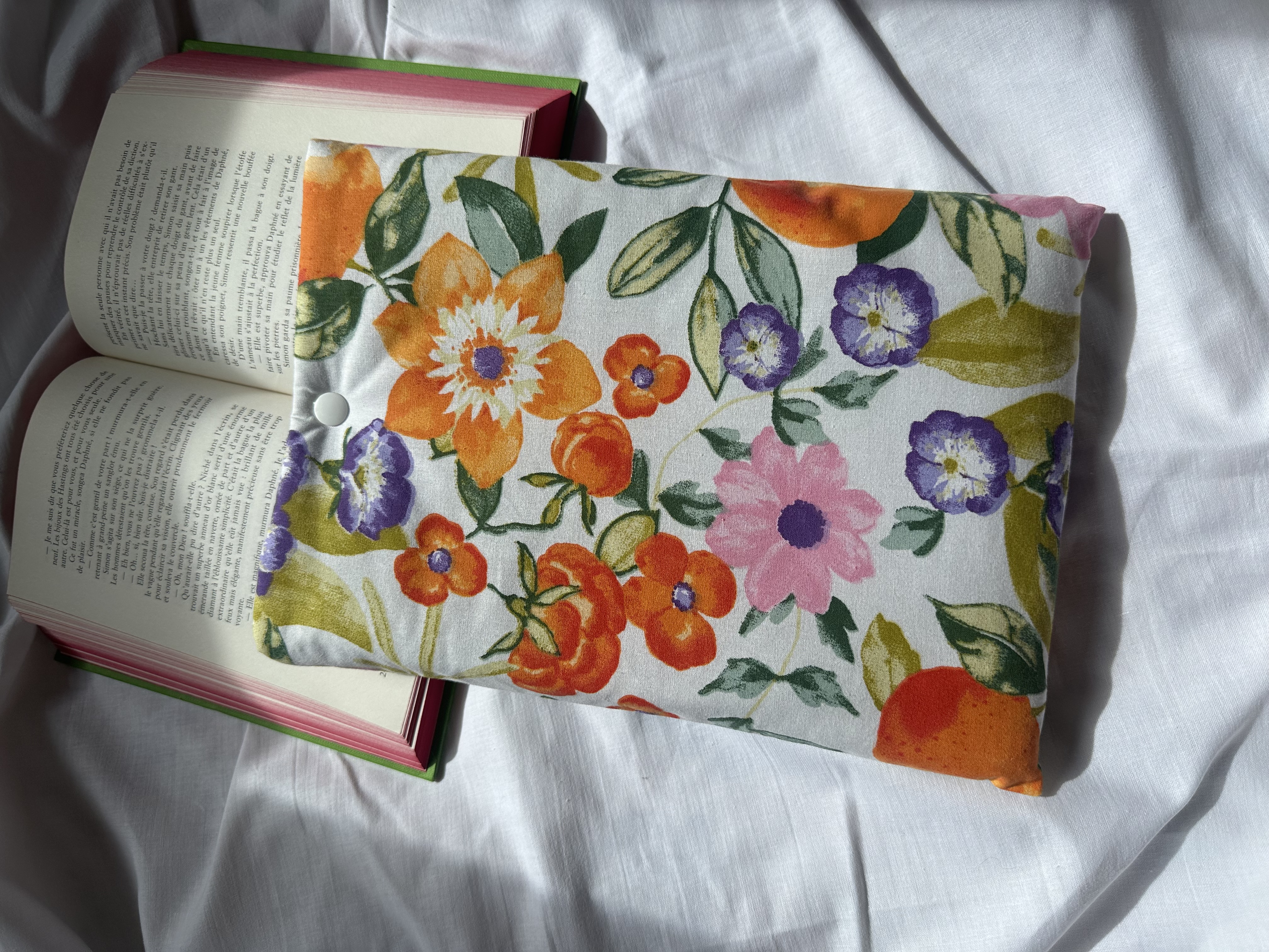 Pochette « Charlotte» broché pression lilas