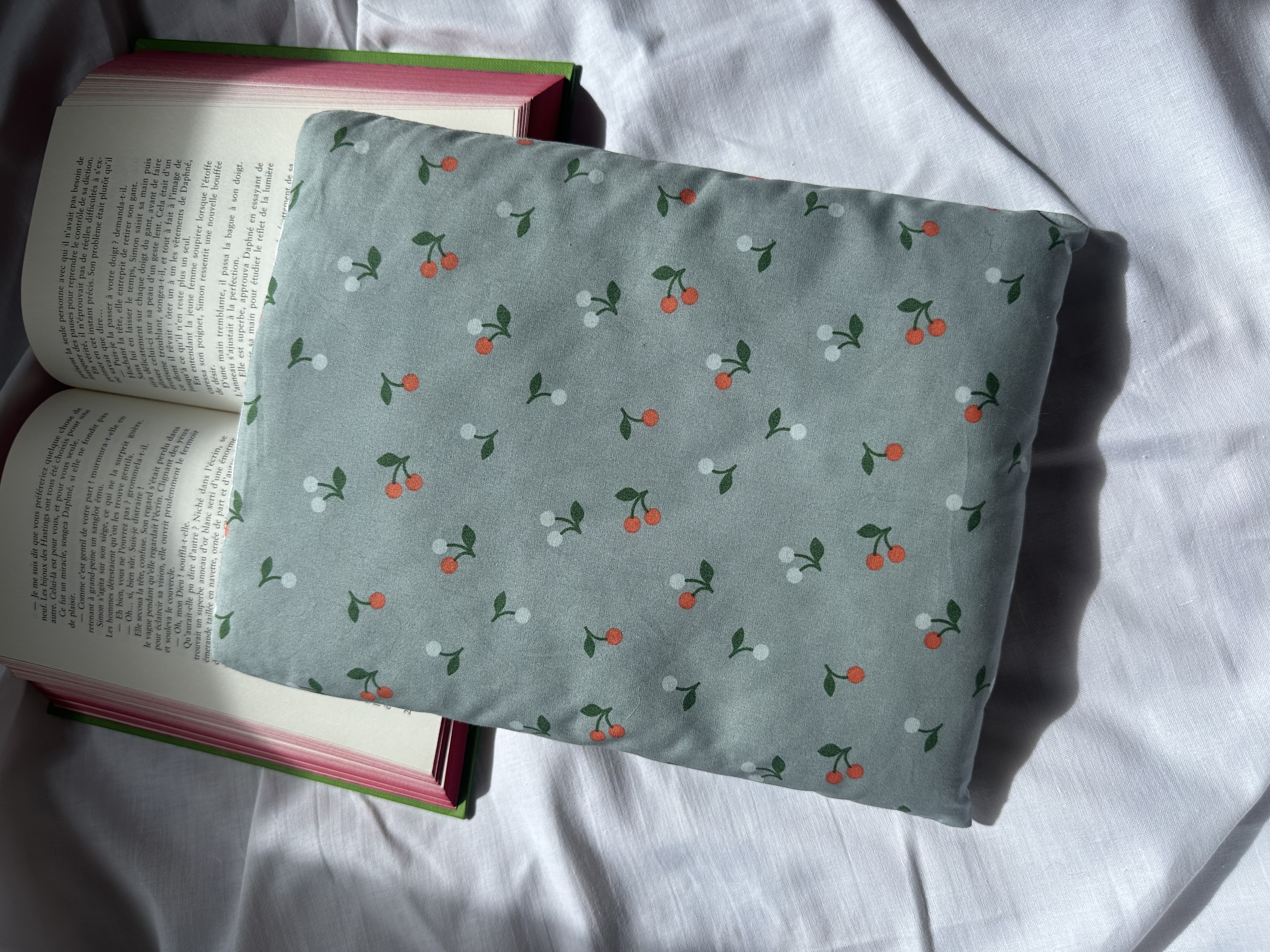 Pochette « Assia » broché blanc