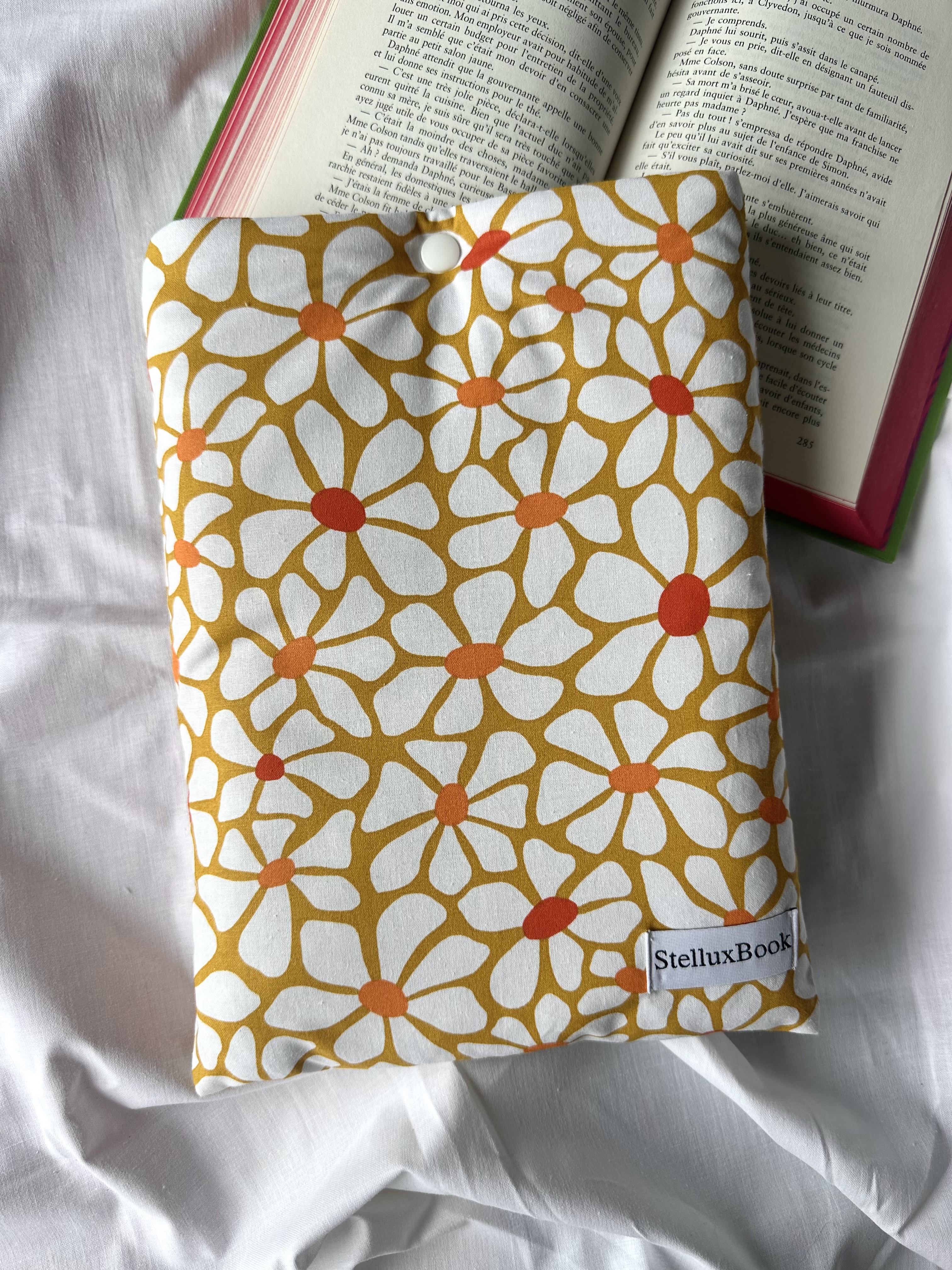 Pochette « Ninon » pression broché blanc 