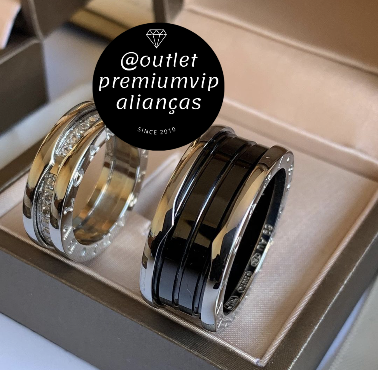 Aliança preta com banho de ouro branco 18 k 10mm