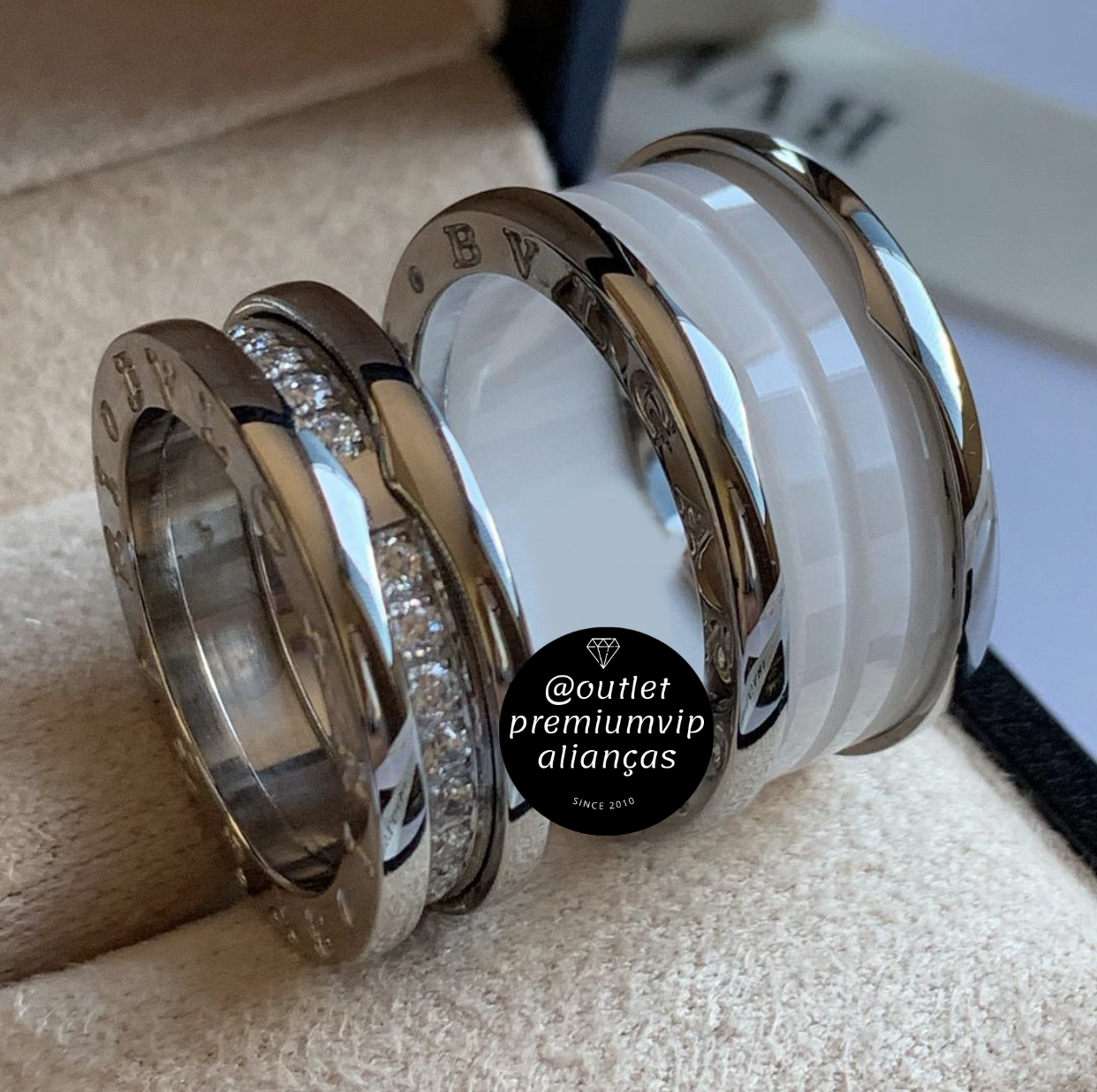 Aliança bvlgari  ceramica branca com duplo banho de ouro branco 18k 10mm