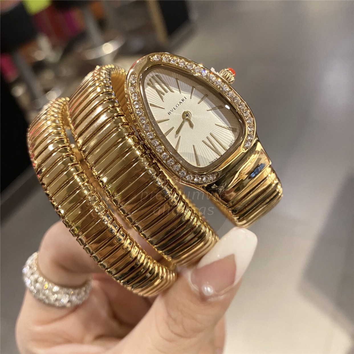 Relogio bvlgari Serpenti tubogas 2 voltas