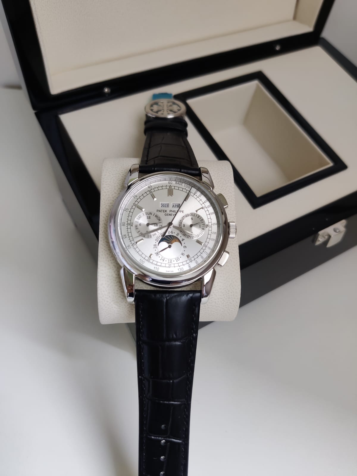 Relogio PATEK PHILIPPE - NEW LUNAR 