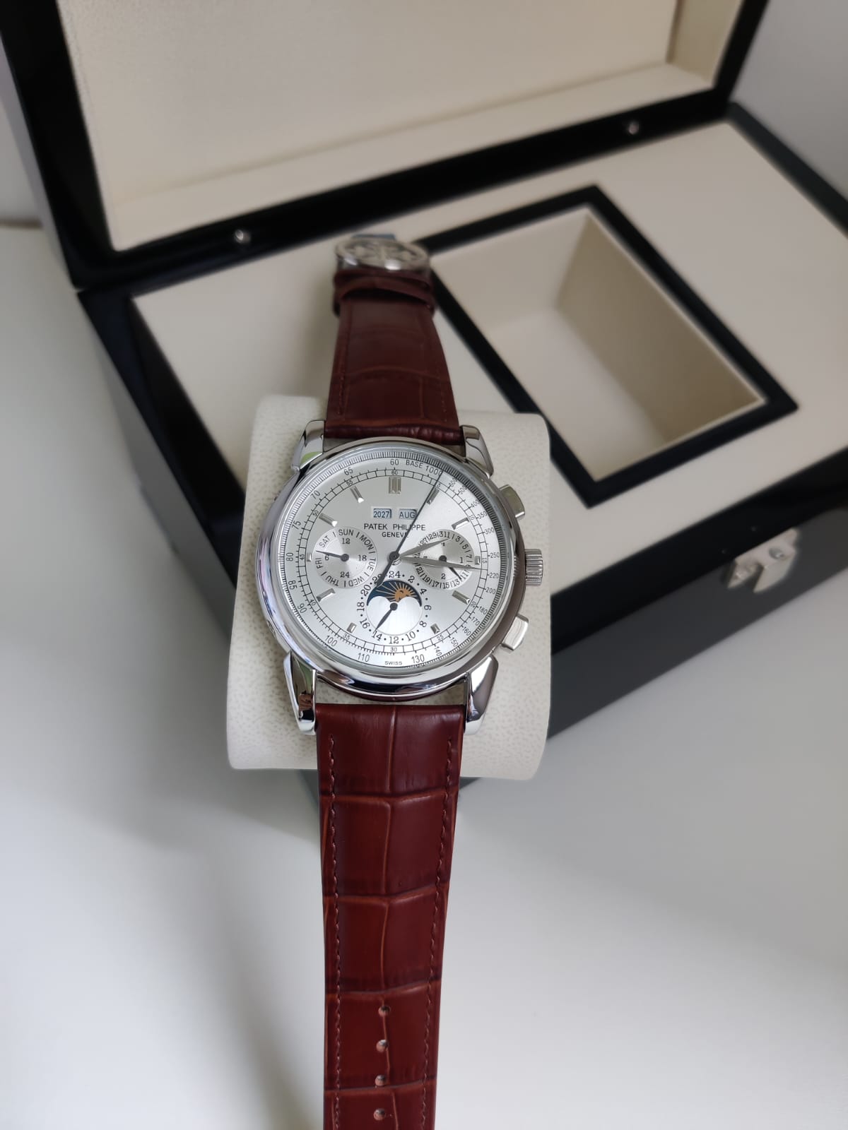 Relogio PATEK PHILIPPE - NEW LUNAR 