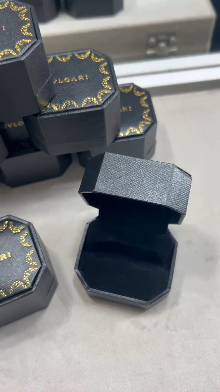 Caixa para anel Bvlgari 
