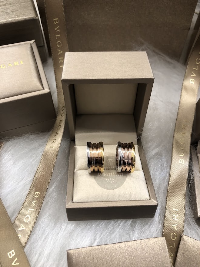 Anel Bvlgari Bzero1 3 cores 