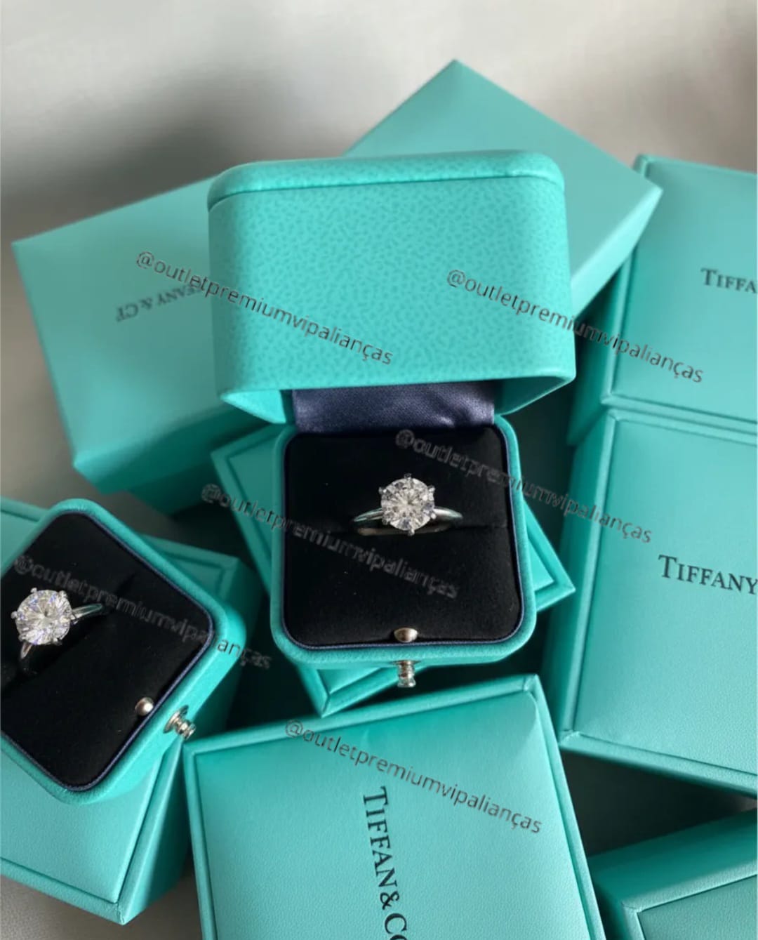 Anel Solitario Tiffany & Co. 