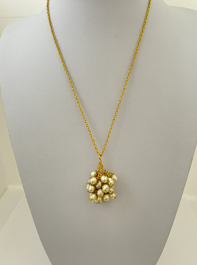 Freshwater Potato Pearl Cluster Pendant Gold Chain Short Necklace