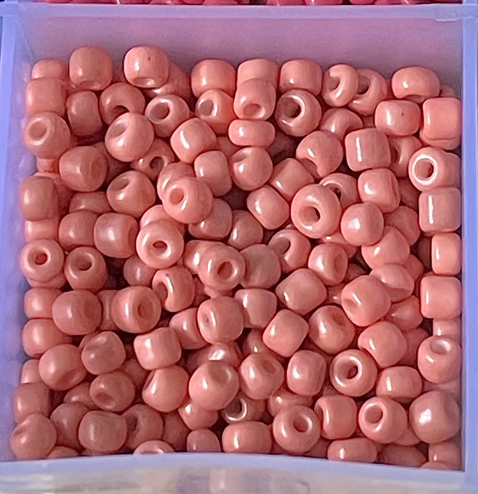 8/0 Dusky Pink Glass Seed Beads