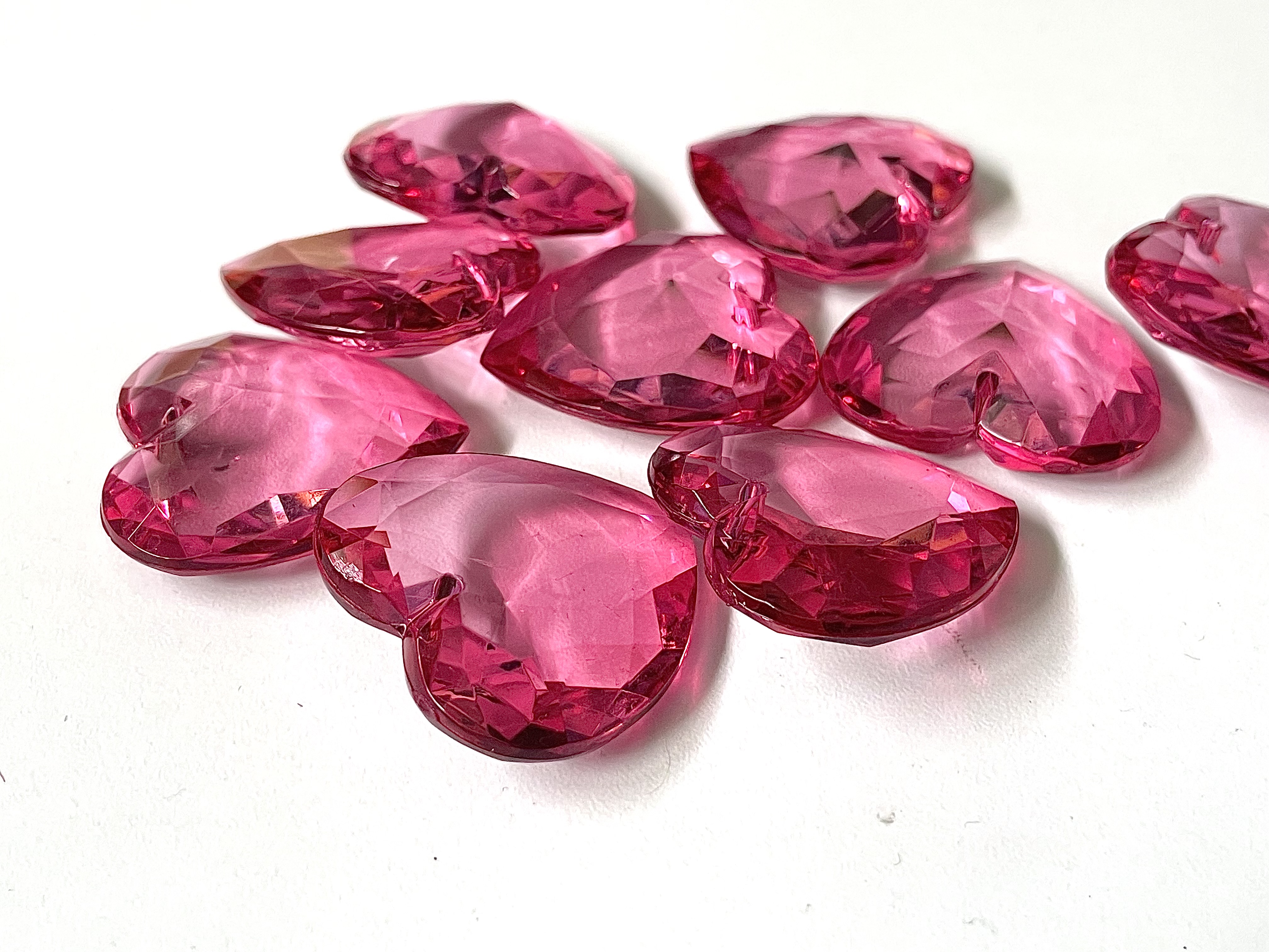 Faceted Deep Pink Acrylic Heart Pendant Charm Bead