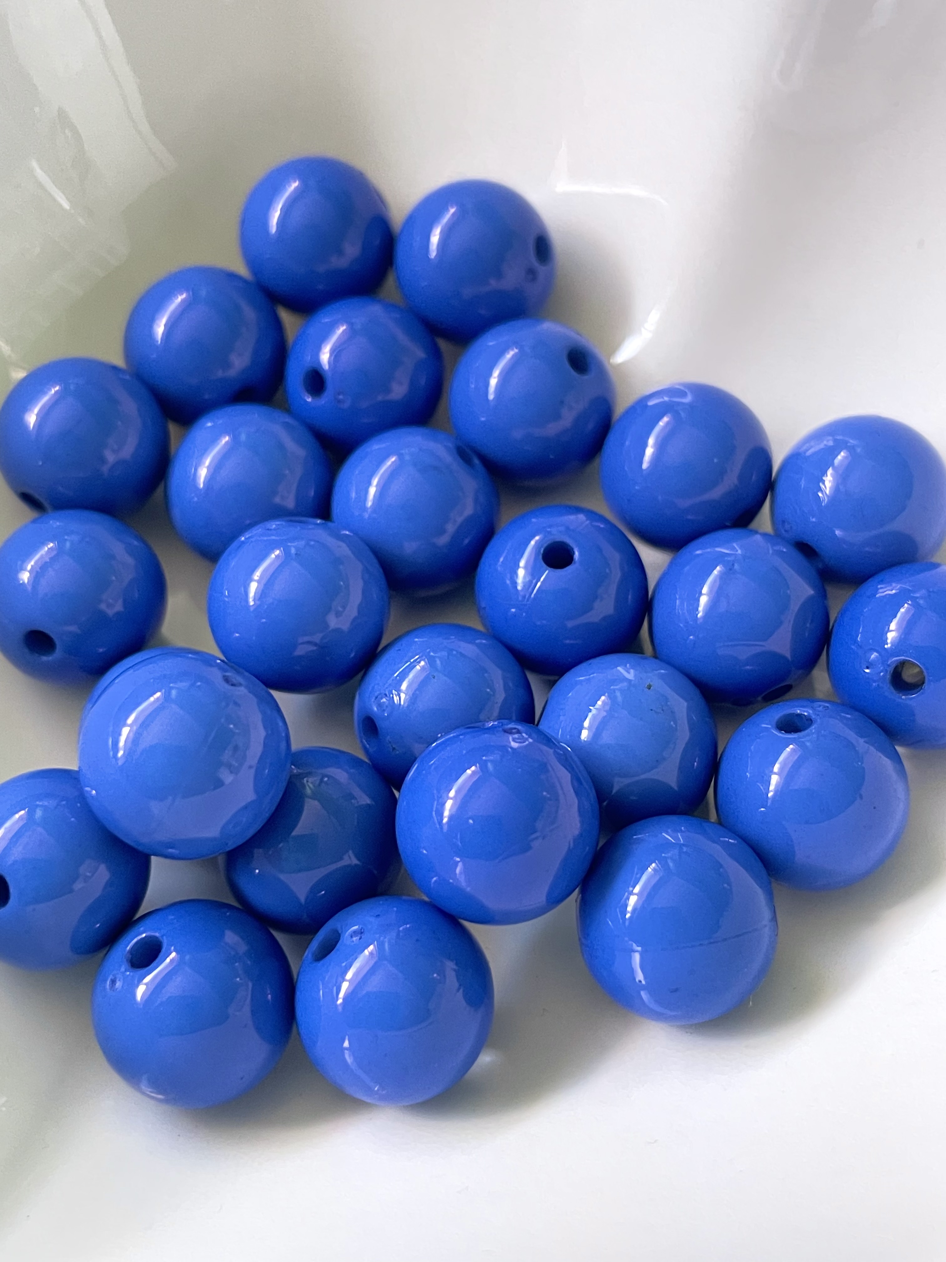 12mm Medium Blue Round Bubblegum Resin Juice Globe Beads
