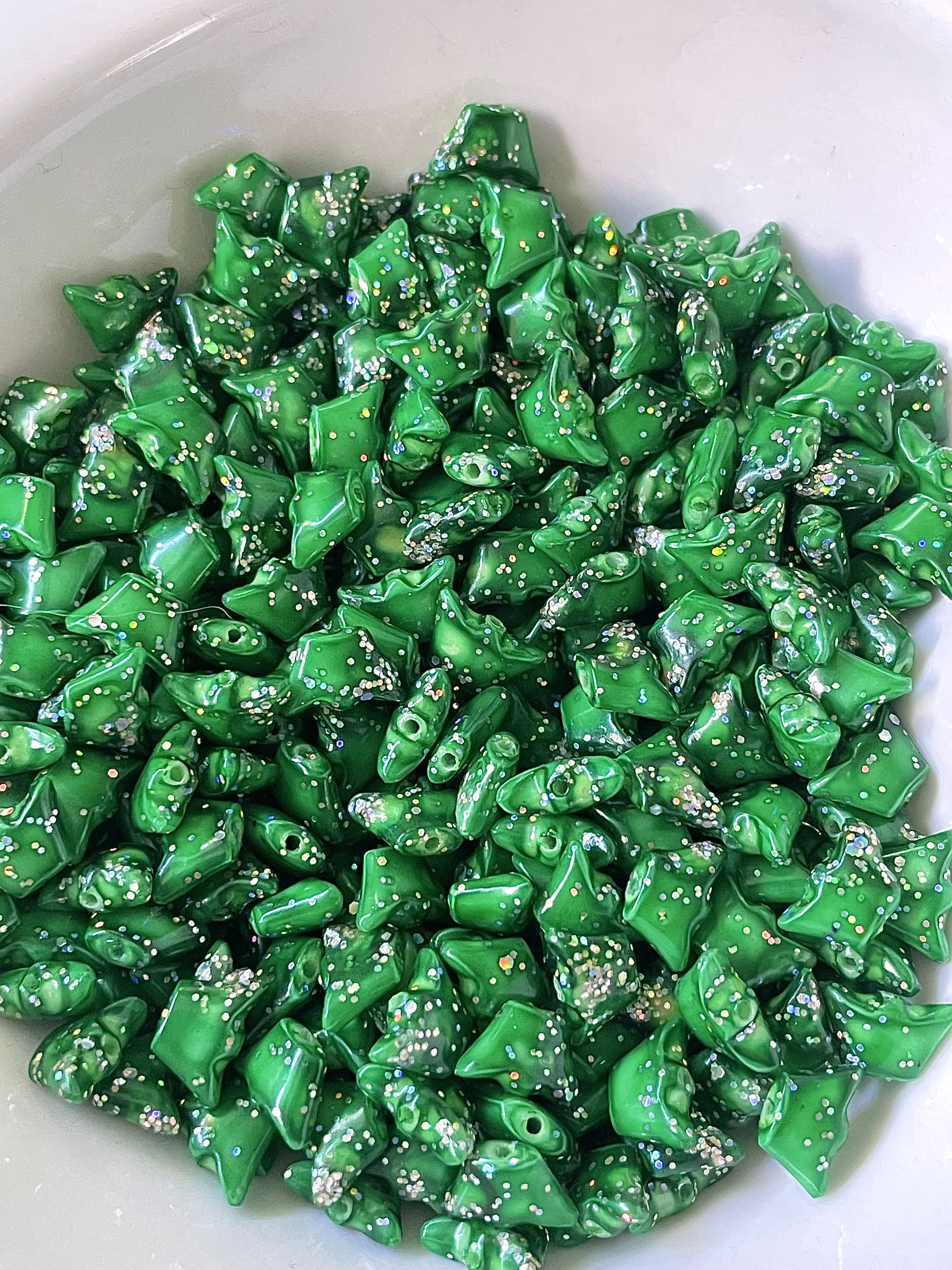 Dark Green Glittered Crown Beads