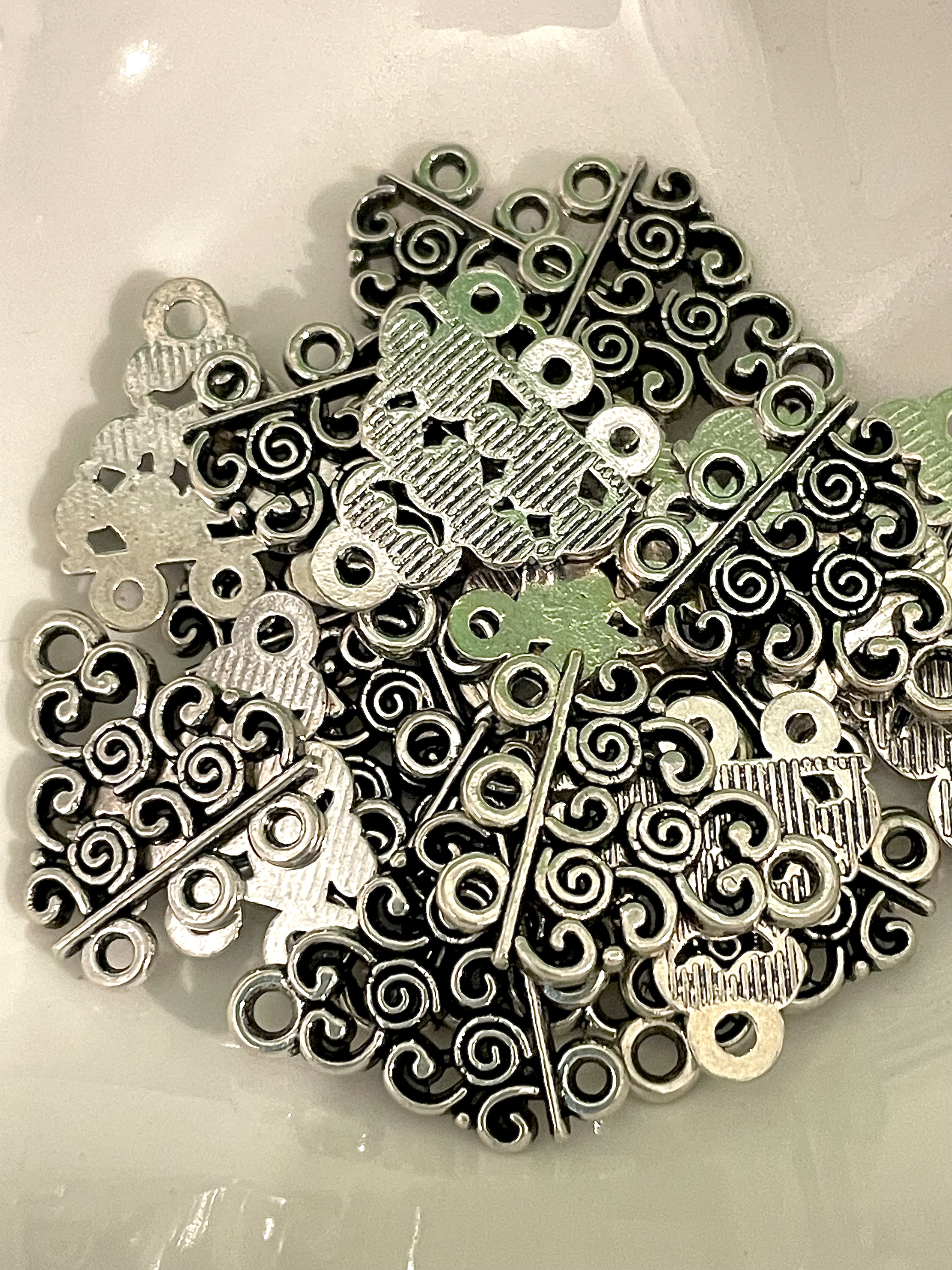 Swirl 3 Strand Silver Connector