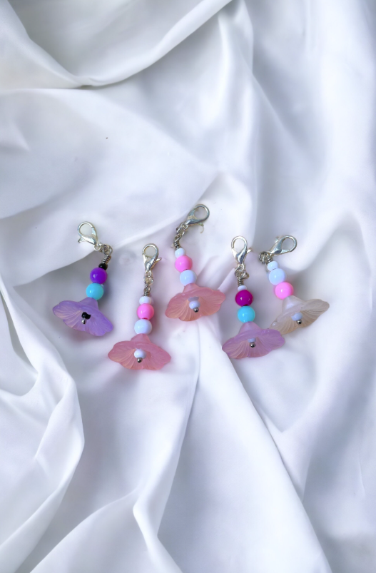 Pack of 5 - Multicoloured Cupped Flower Stitch Marker | Charm Bracelet addition | Key Chain addition