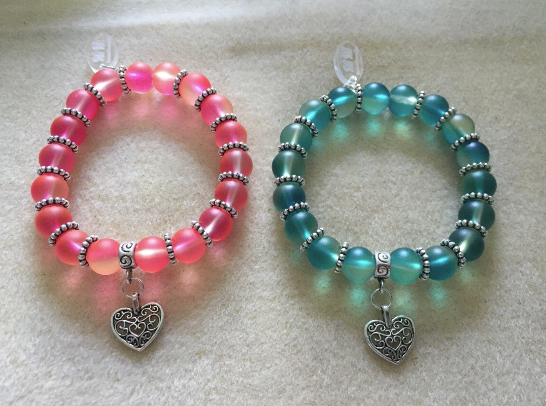 Chunky Rubberised Glass and Heart Charm Bracelet