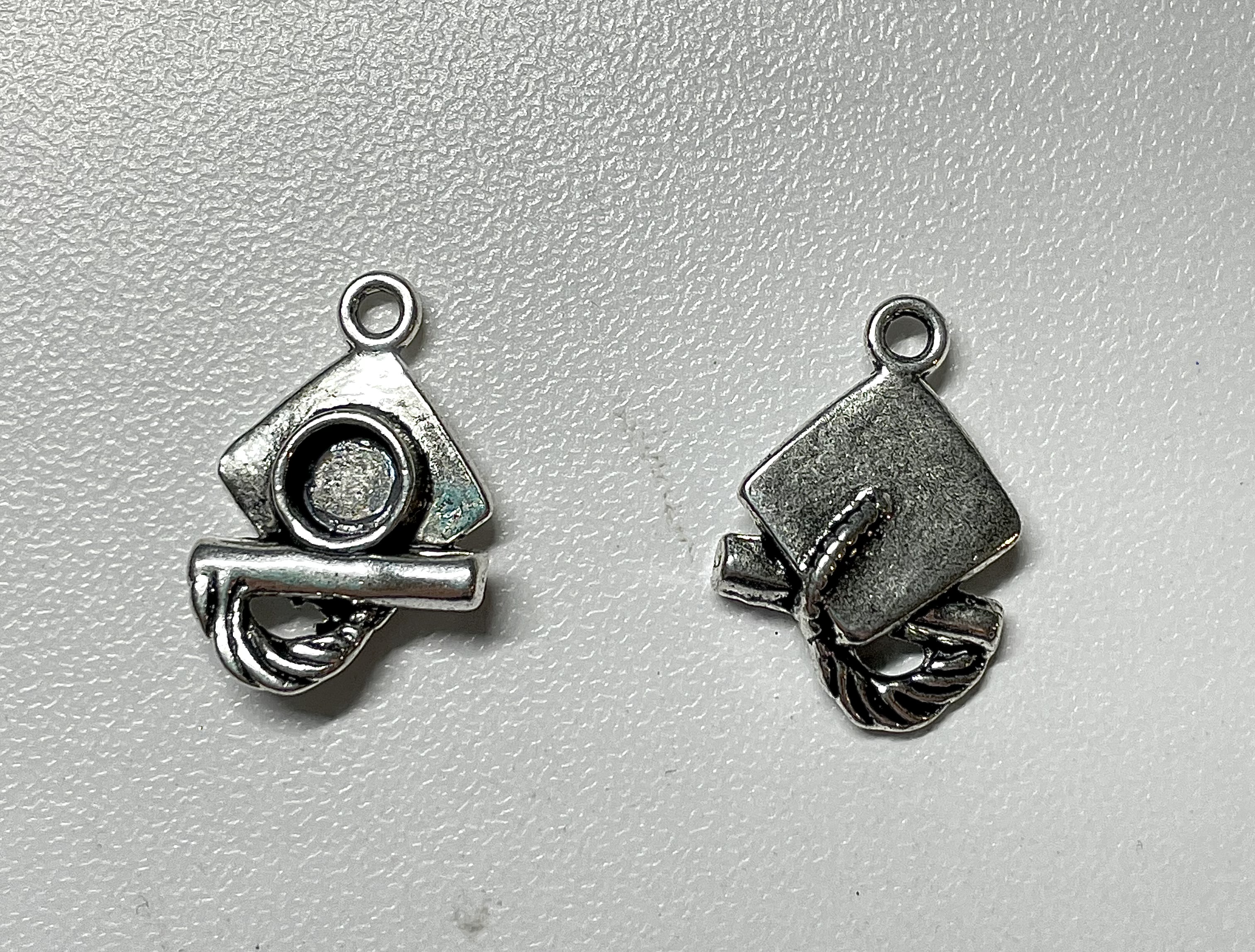 Silver Graduate Graduation Cap Charm