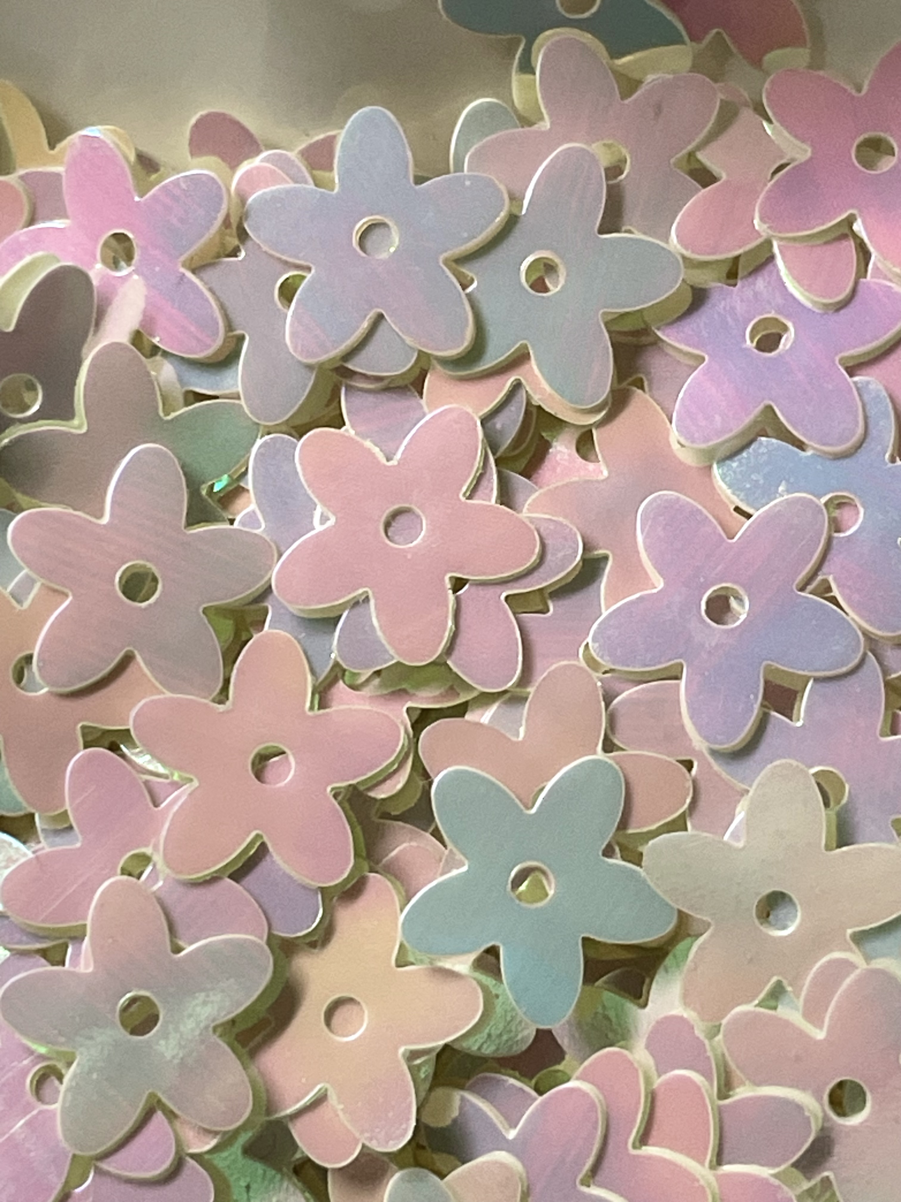 10mm Holographic White Pink Blue Purple Flower Sequins