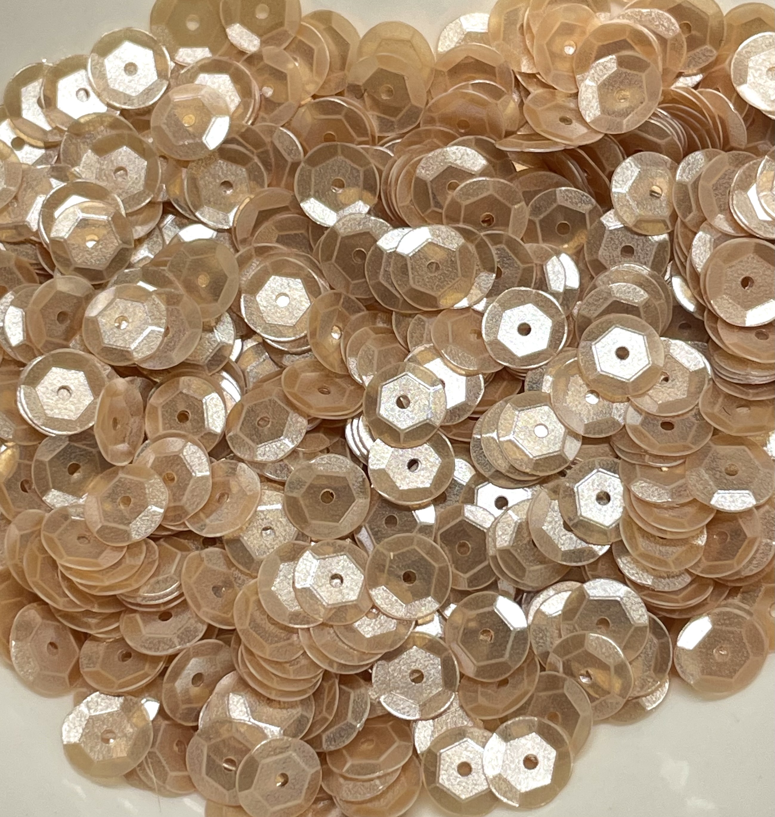 7mm Metallic Rose Beige Cupped Sequins