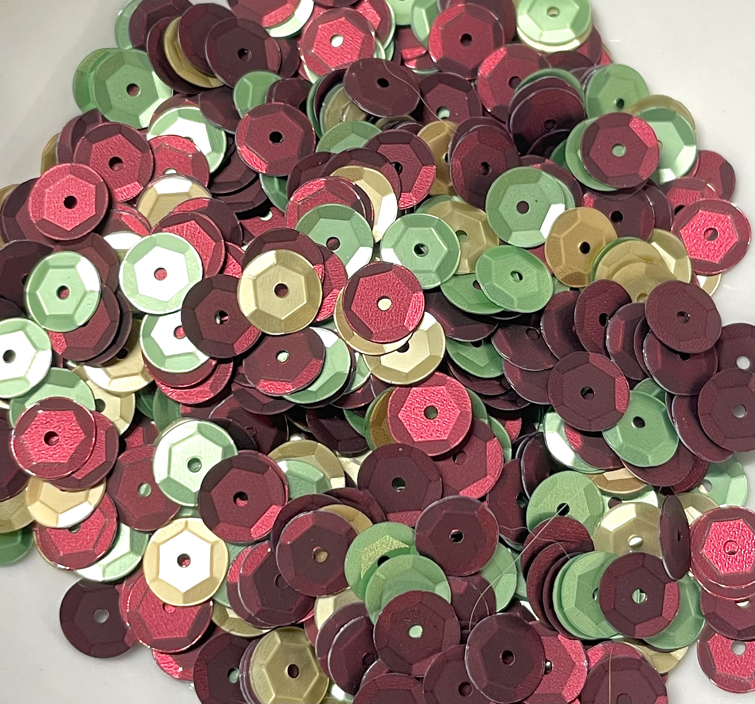 7mm Metallic Gold Maroon and Mint Cupped Sequins