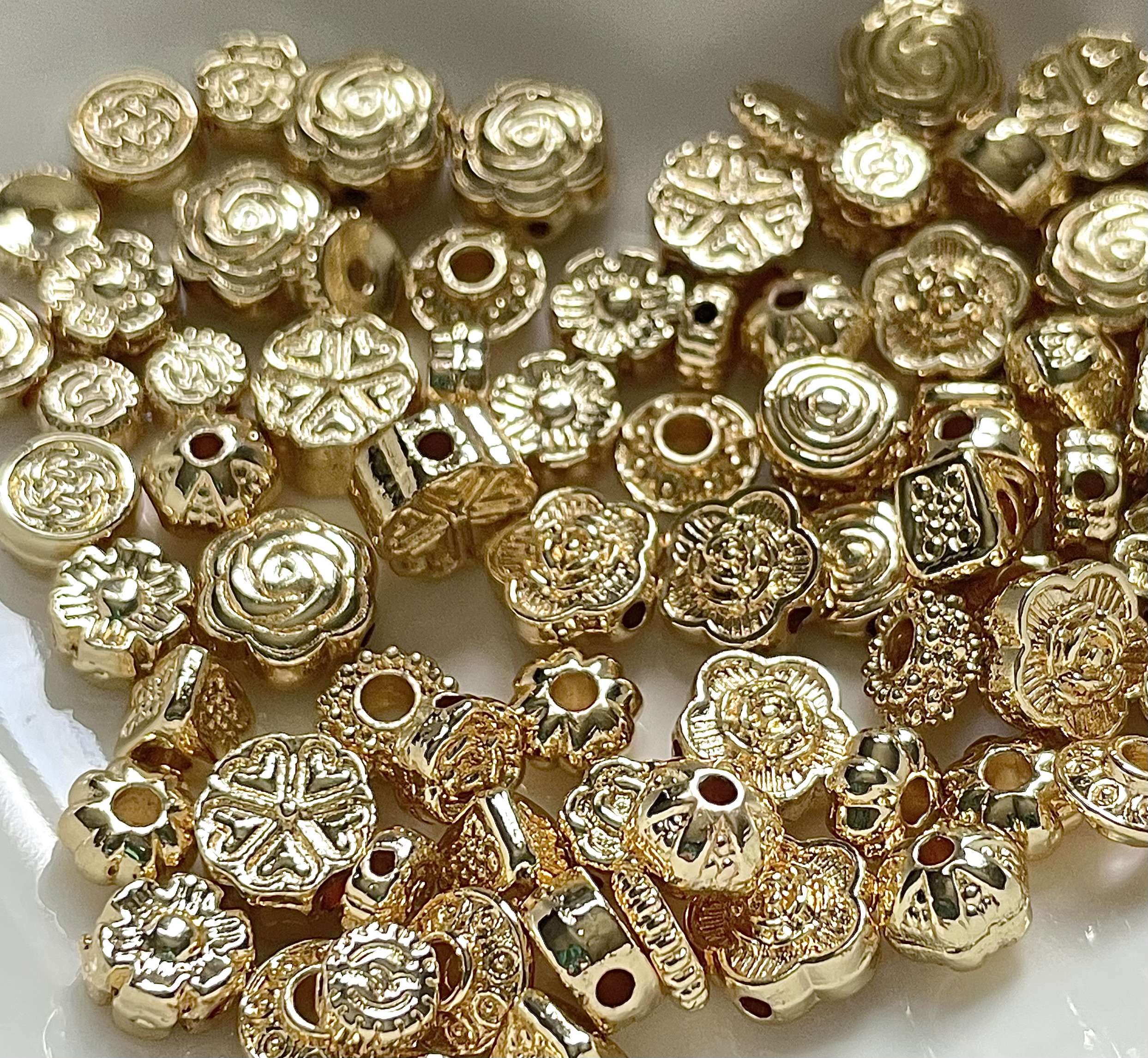 14k Gold Plated Mixed Style Alloy Beads