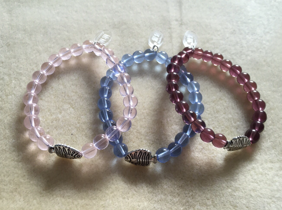 Round Transparent Glass and Fish Bead Bracelet