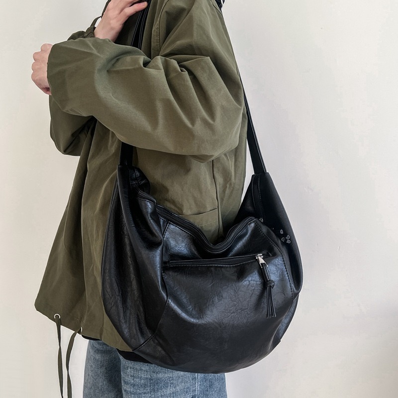 Black Leather Shoulder Bag