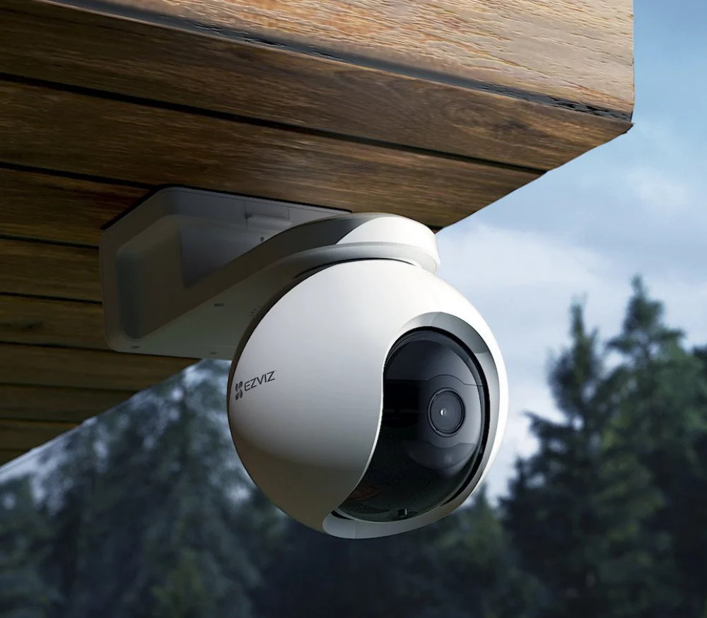 كاميرا مراقبة Ezviz EB8 خارجية تعمل بشريحة بيانات  ودقة تصوير  مع بطارية مدمجة من Ezviz واي فاي ومقاومة للماء ورؤية ليلية ملونة وتقنية كشف الحركة البشرية