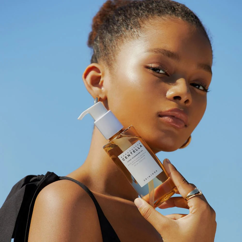 Veido prausiklis (aliejinis) „Madagascar Centella Light Cleansing Oil“