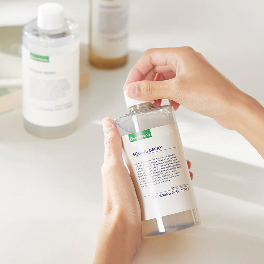 Toneris „Swimming Pool Daily Facial Toner“