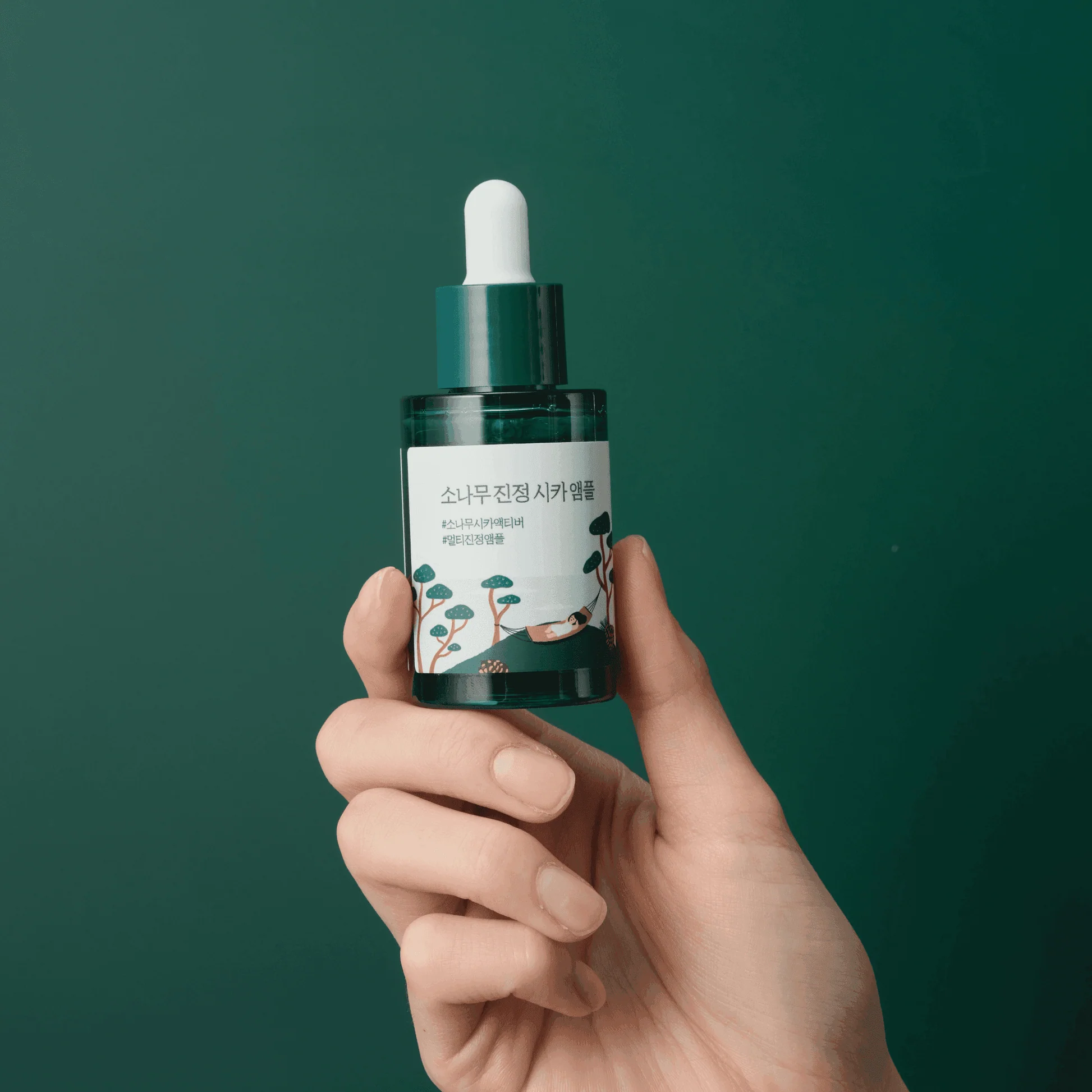 Veido serumas ROUND LAB Pine Calming Cica Ampoule – raminanti CICA ampulė (30 ml)