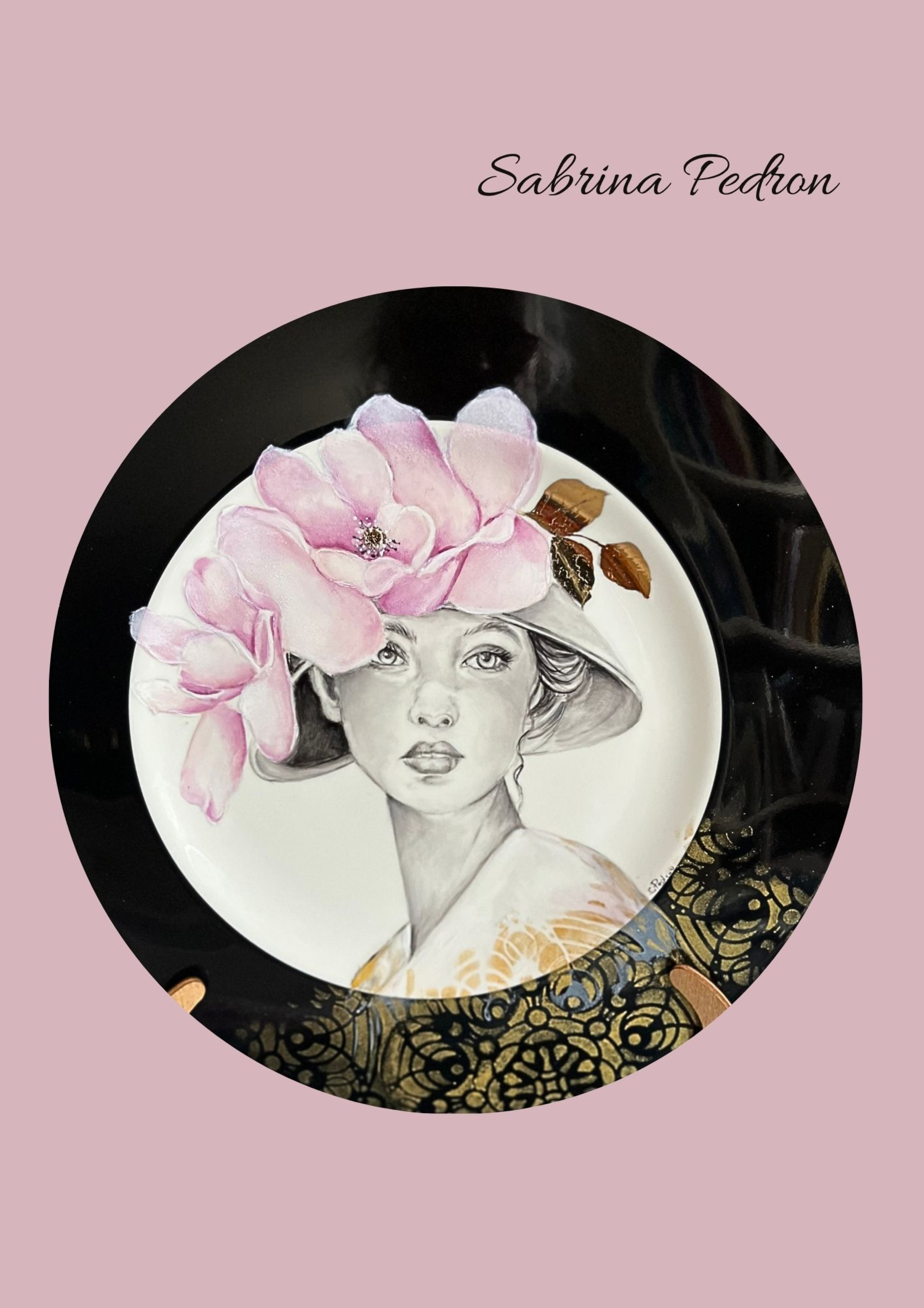 FEMME AVEC UN CHAPEAU