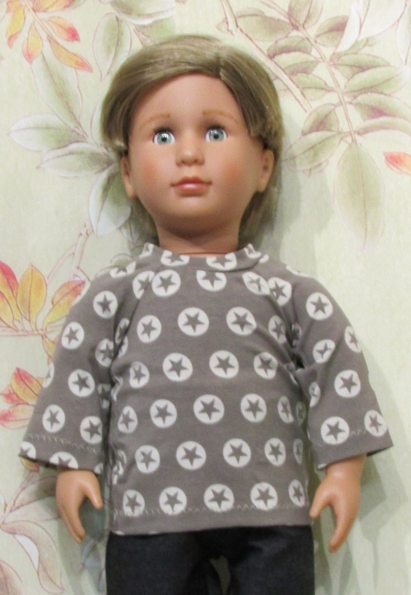 947  Grey Star Top and Black Jeans