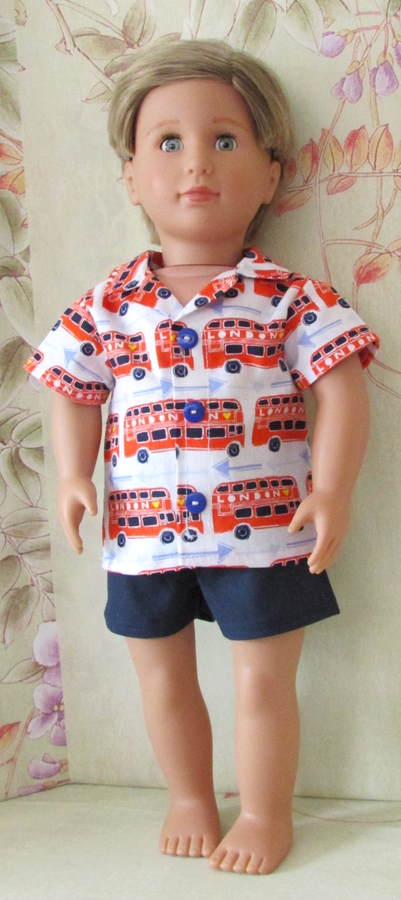 882  London Bus Shirt, Navy Shorts